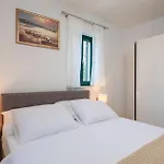 펜션 Pet Friendly In With Sauna Oklaj