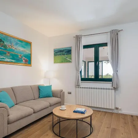 Gorgeous In With Outdoor Swimming Pool Holiday home Oklaj