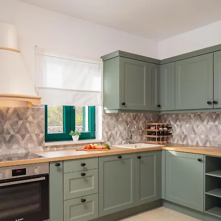 Vikendica Pet Friendly In With Sauna Oklaj