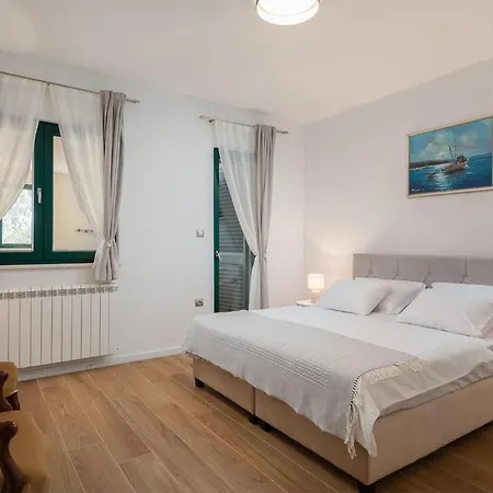 Pet Friendly In With Sauna *