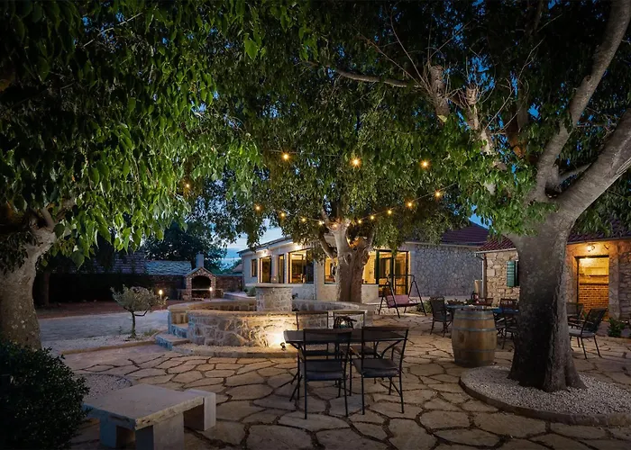 Pet Friendly In With Sauna בית נופש *