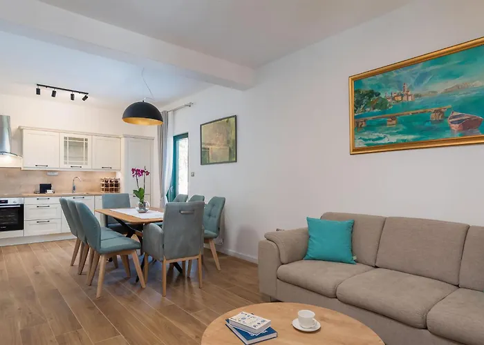 Pet Friendly In With Sauna בית נופש Oklaj