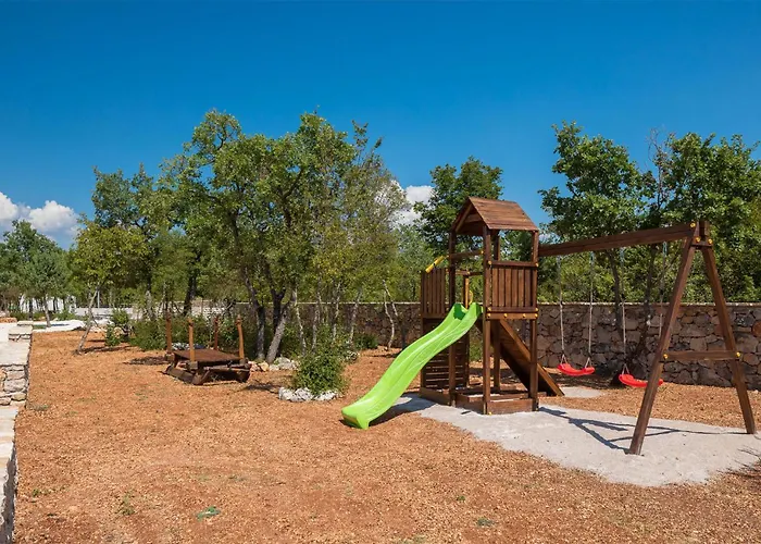 Pet Friendly In With Sauna בית נופש *