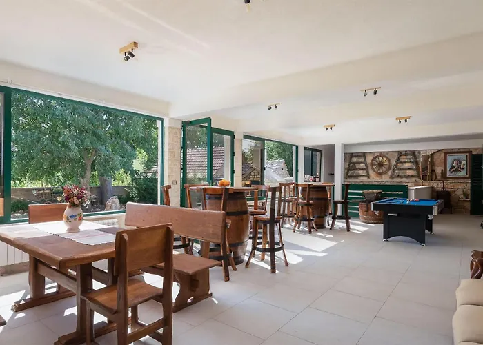 Pet Friendly In With Sauna בית נופש